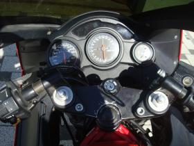 Suzuki RF 