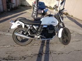 Motoguzzi V7 